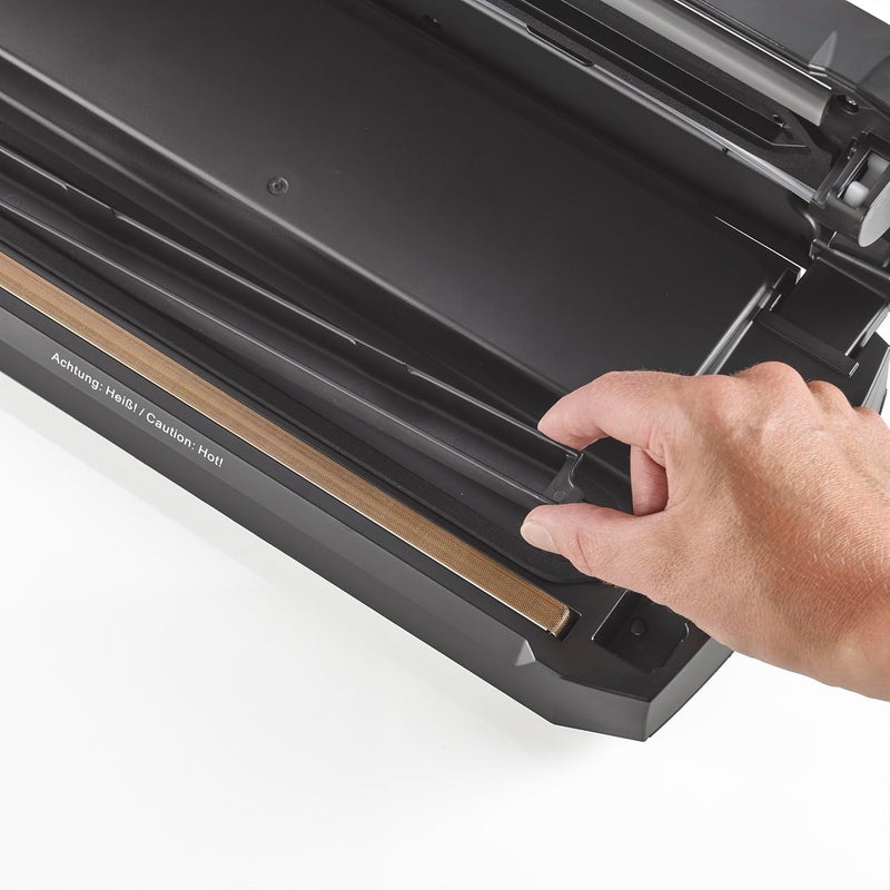 CASO VRH 490 Advanced Vacuum Sealer - Foil Sealer up to 100 Vacuum Processes Non-Stop Practical Locking Handle Removable Vacuum Chamber Includes 10 Professional Foil Bags Black - Image 3