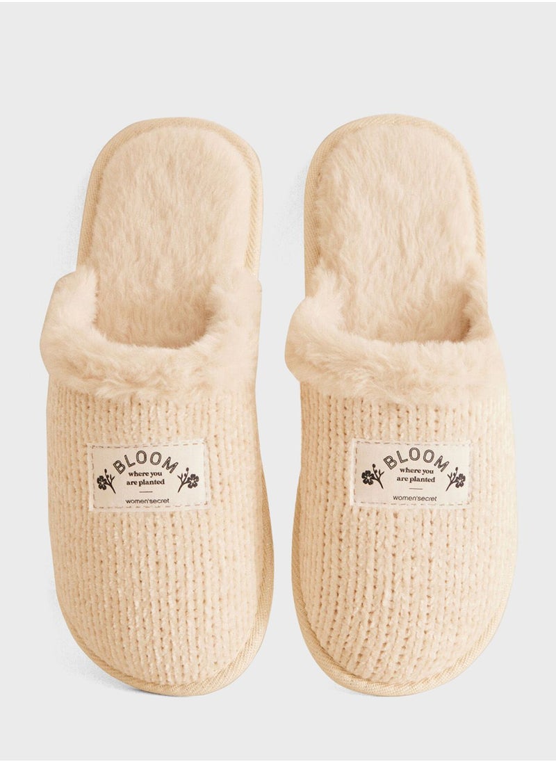 women'secret - Close Toe Fur Detail Slip Ons - Image 1