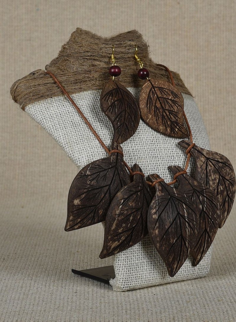 N & H Women's Coconut Shell Leaves Design Necklace with Earrings Set  - Image 2
