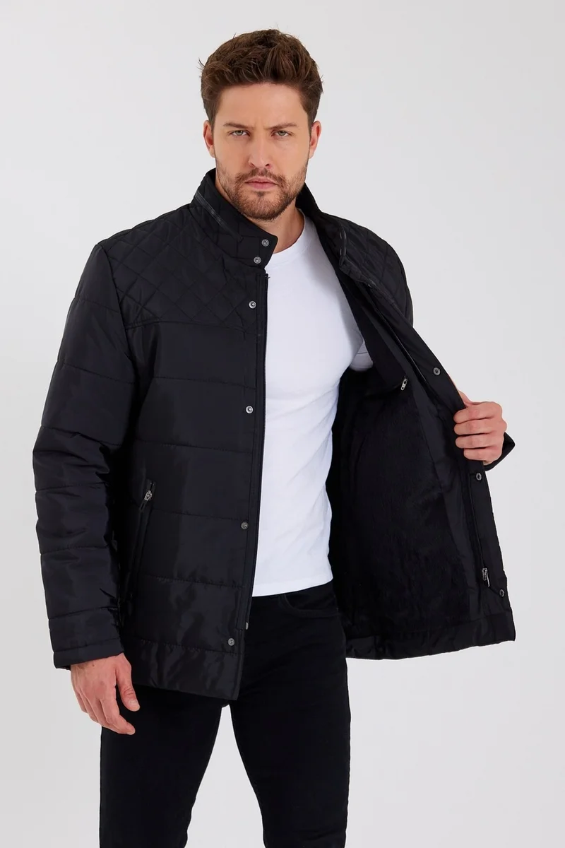 سيفيست Men's Black Regular Fur Inside Pocket Washable Regular Quilted Jacket & Coat