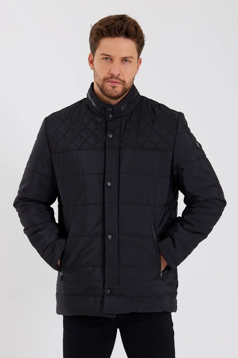 سيفيست Men's Black Regular Fur Inside Pocket Washable Regular Quilted Jacket & Coat