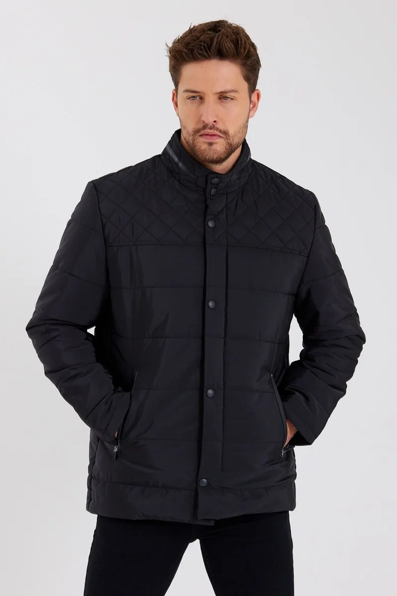 سيفيست Men's Black Regular Fur Inside Pocket Washable Regular Quilted Jacket & Coat