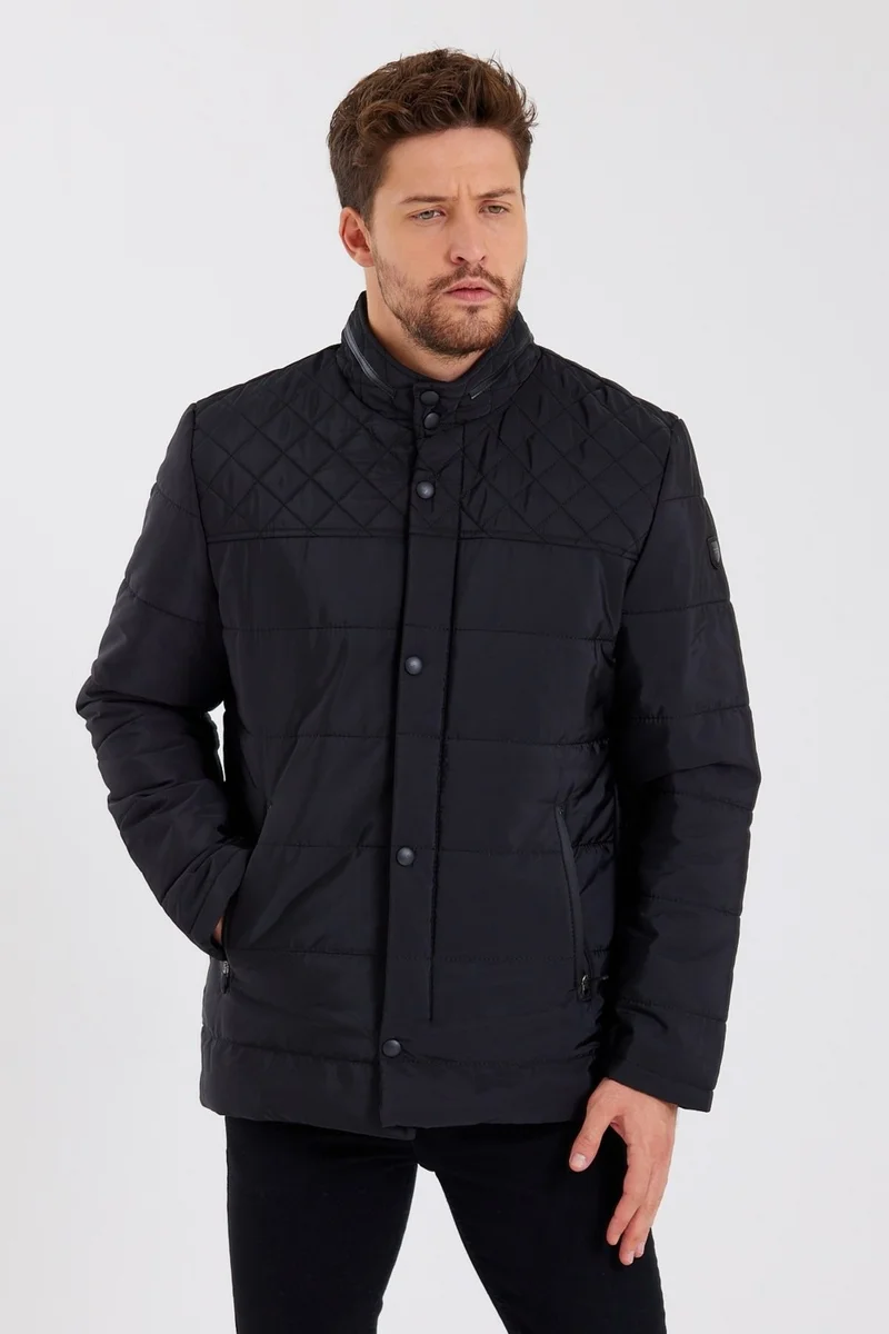سيفيست Men's Black Regular Fur Inside Pocket Washable Regular Quilted Jacket & Coat