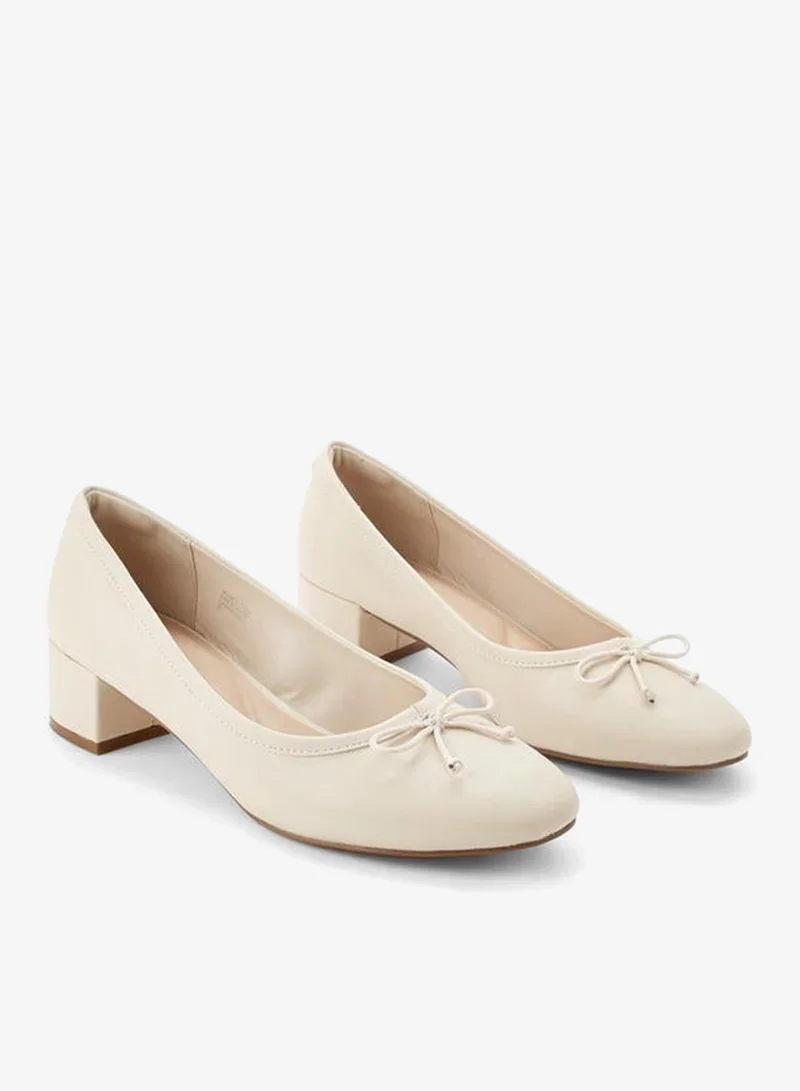 سيليست Women Bow Detail Block Heel Shoes