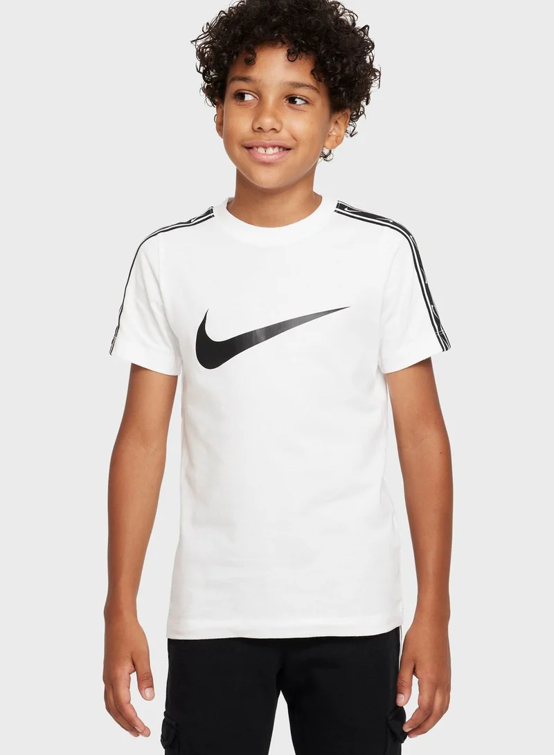 Nike Youth Nsw Repeat Swoosh T-Shirt