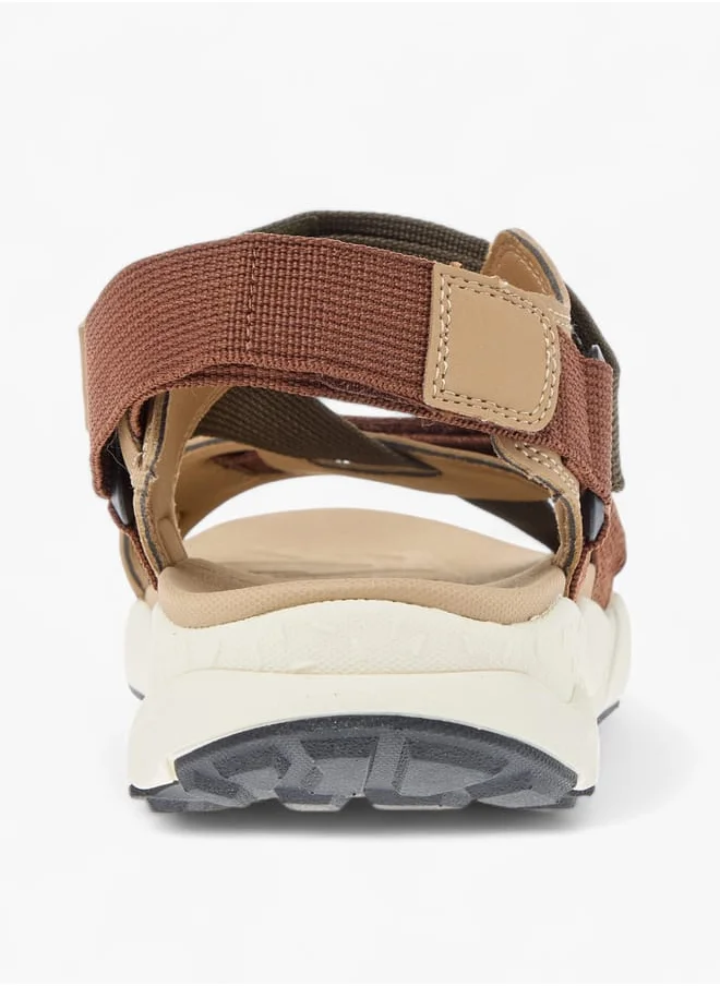 لو كونفورت Mens Textured Floaters With Hook And Loop Closure