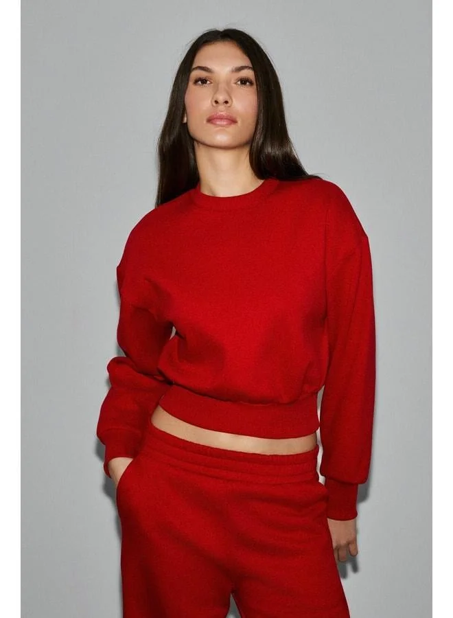 GRIMELANGE KARALIS Women's Cotton Bicycle Neck Crop Red Sweatshirt.
