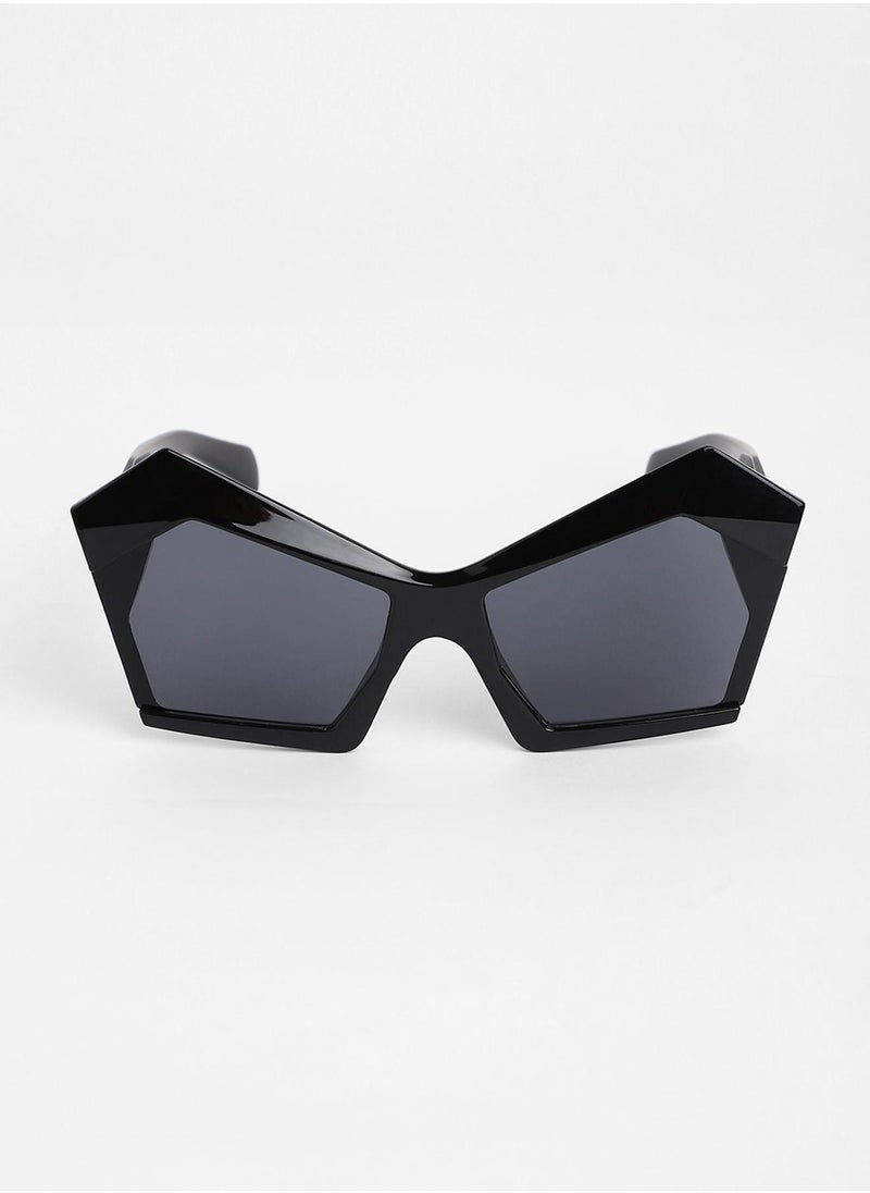 The Blade Geometric Sunglasses - Onyx Black - pzsku/Z1C3E8B6AE18FE31E7959Z/45/_/1741336997/425a2d46-7581-402e-84e4-0e7d3dd7d1d6