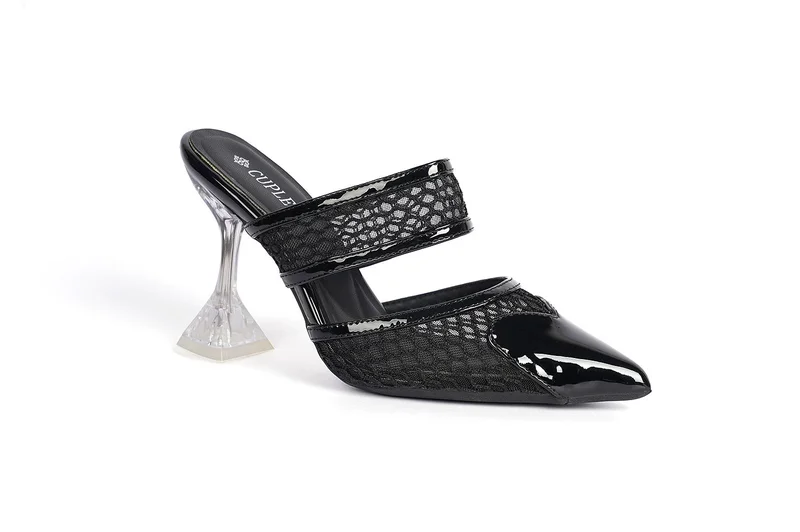 Cuple Spanish product with an elegant design, comfortable for daily use and full of style