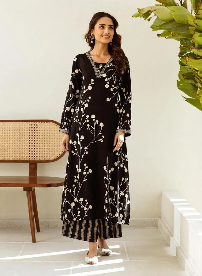 آي شين Women's Black Rayon Printed Tunic Upper Calf Length Palazzo Bottom Straight Fit 2 Peice Kurta Set