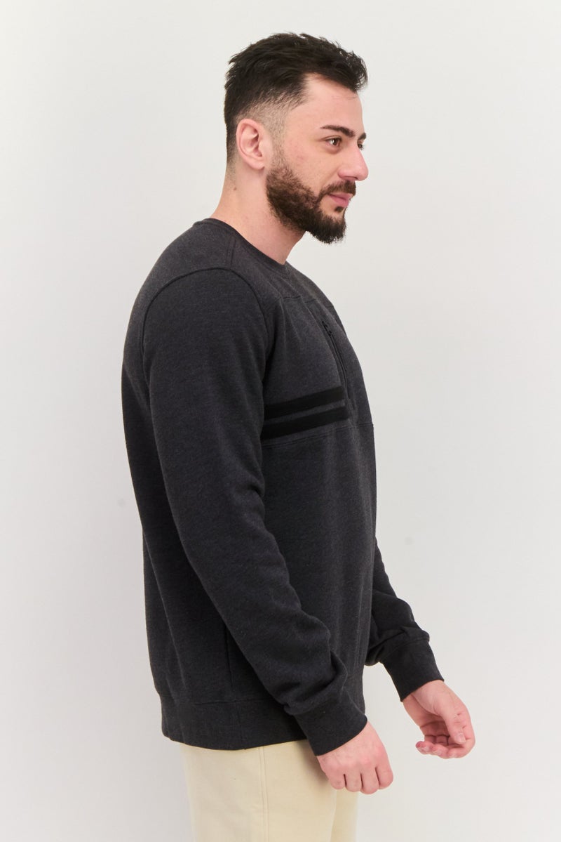 Hurley سويت شيرت رجالي بأكمام طويلة وياقة دائرية بشعار العلامة التجارية، رمادي داكن - Image 4