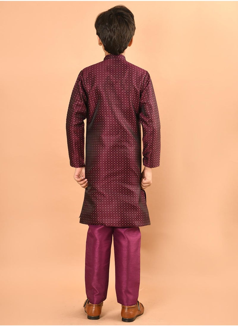 LILPICKS طقم بيجامة كورتا منقوش  - Image 4