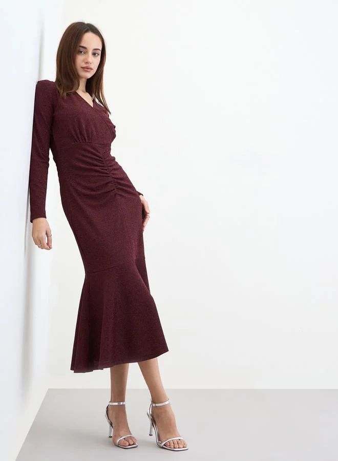 Women Burgundy Mermaid Hem Midi Dress