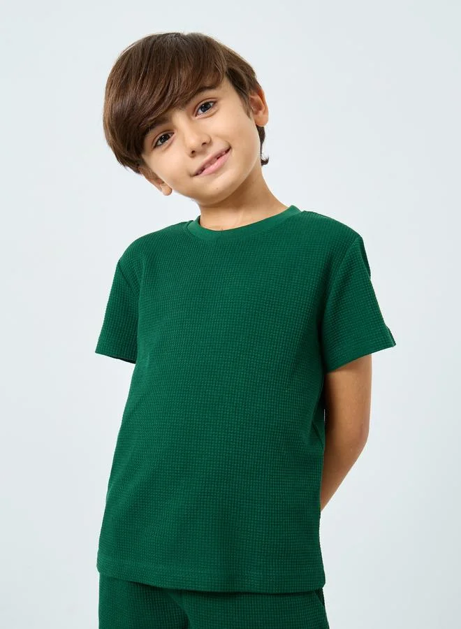 Styli Styli Boys Green Waffle Knit T-Shirt and Shorts Set