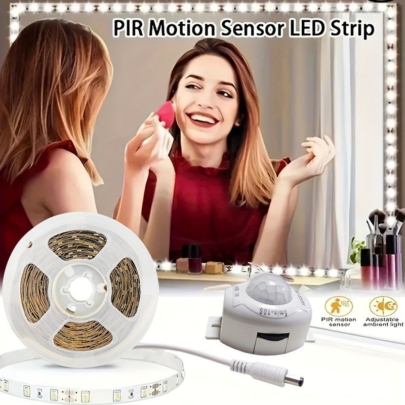شريط إضاءة LED مع مستشعر حركة، ضوء DC5V، ضوء أبيض دافئ، شريط إضاءة مرن بطول 16.4 قدم، مناسب للسلالم والممرات والمرايا والخزائن وغرف النوم - Image 4