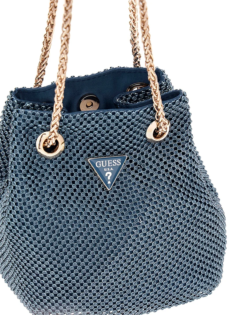 جس حقيبة صغيرة زالينا