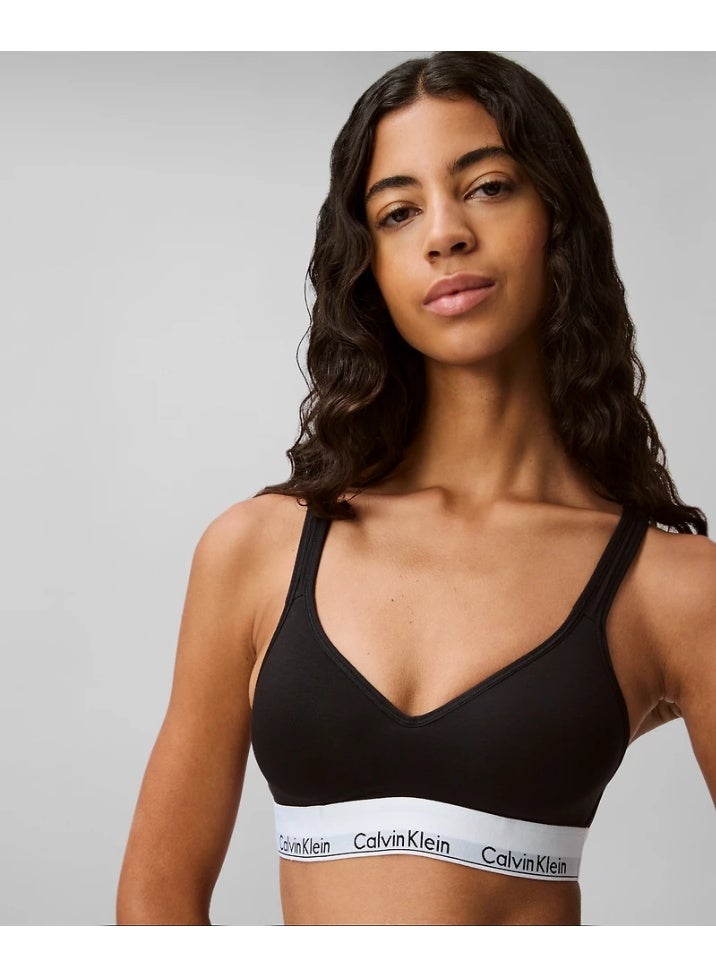 كالفن كلاين بيرفورمانس حمالة صدر قطنية عصرية مبطنة بخفة - Image 3