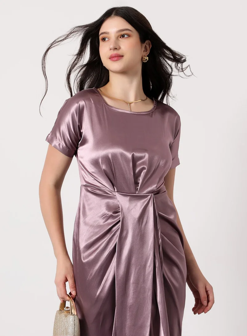 Women's Nude Pink Draped Midi Dress | فستان نسائي | كم قصير | بنقشة سادة | طول ميدي/حتى منتصف الساق | كاجوال ويومي | ياقة دائرية
