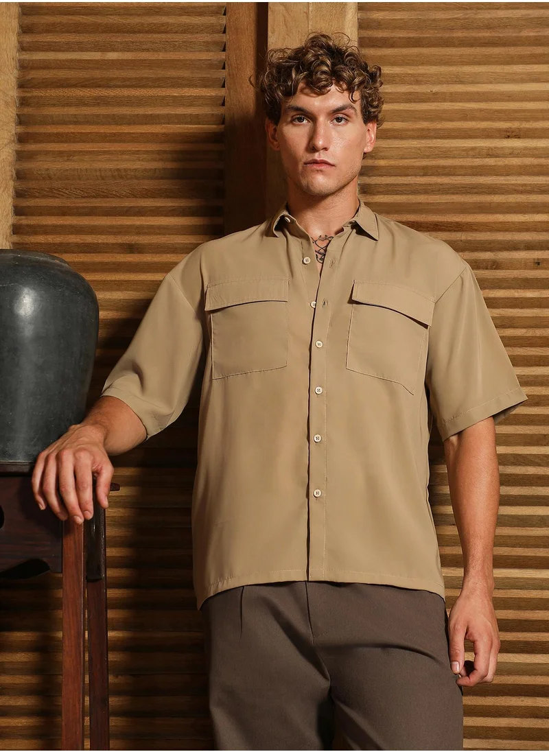 كامبوس سوترا Men's Khaki Beige Oversized Utility Shirt For Casual Wear | Spread Collar | Short Regular Sleeves | Button Closure | Oversized Shirt Crafted With Comfort Fit For Everyday Wear
