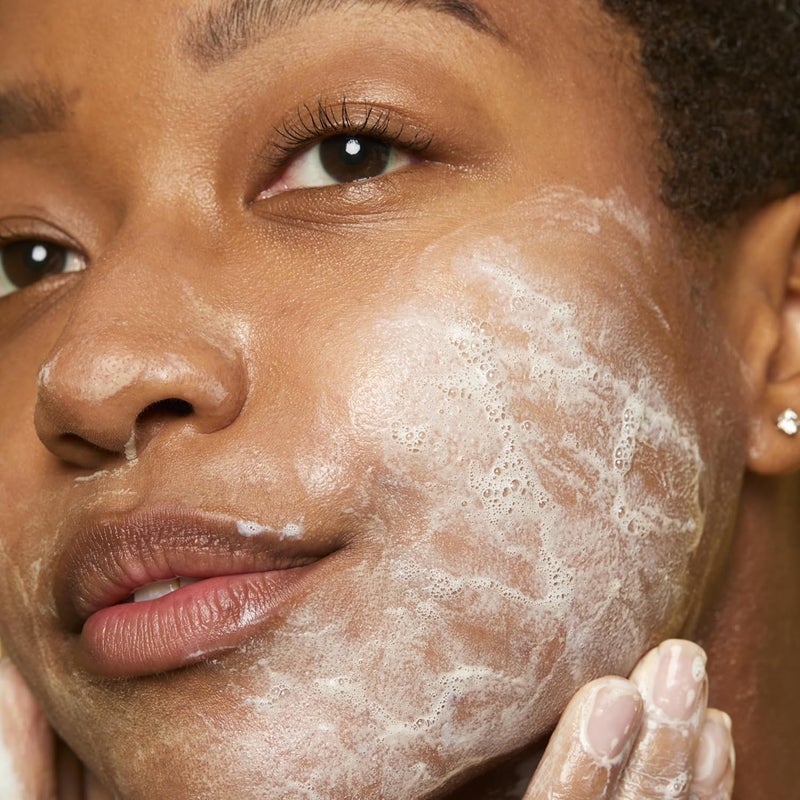Good Molecules Brightening Dark Spots Bar Soap Free Face and Body Bar Tranexamic Kojic Acids and Niacinamide to Target Dark Spots Skin Care - Image 3