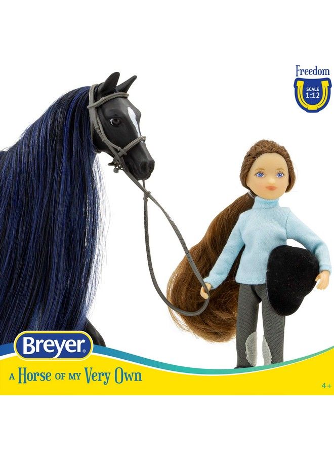 Breyer مجموعة حرية الخيول: حصان وراكب إنجليزي؛ جيت وشارلوت؛ مجموعة حصان وراكب؛ لعبة حصان؛ 9.75" × 7"؛ مقياس 1:12؛ نموذج #61145، أسود - Image 3