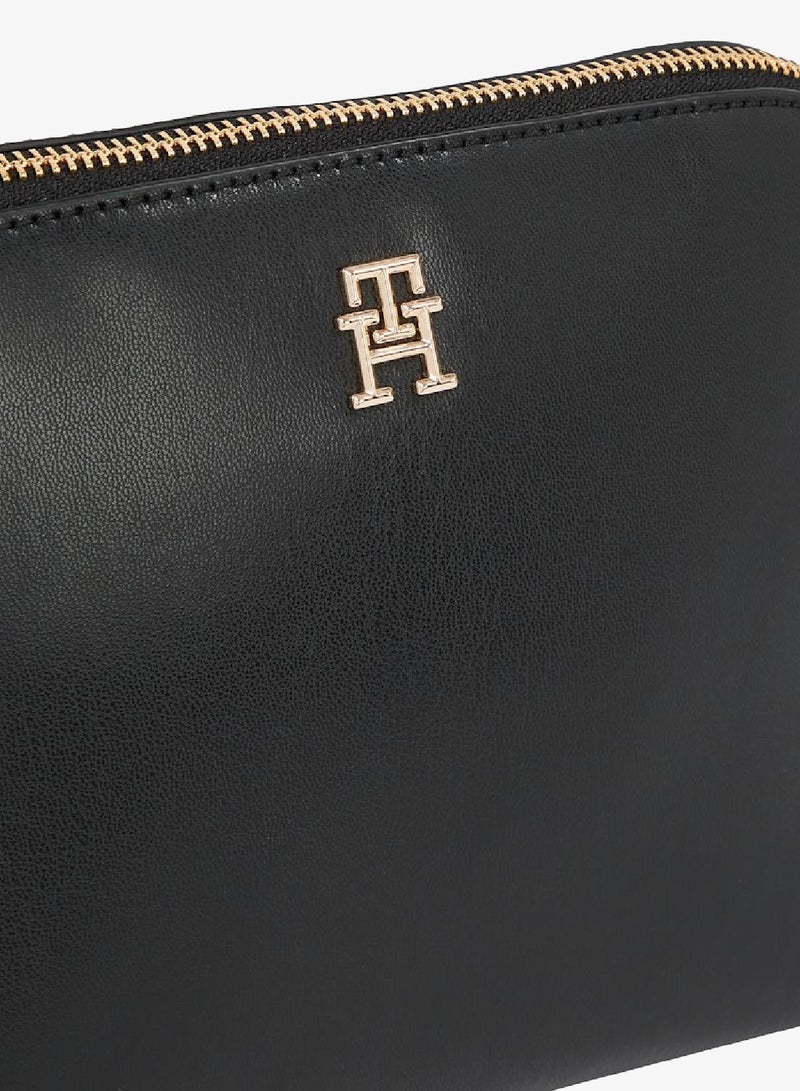 TOMMY HILFIGER Modern Crossover Handbag - Image 4