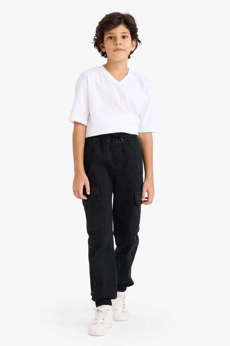 ديفاكتو Boy Regular Fit V-Neck Short Sleeve T-Shirt