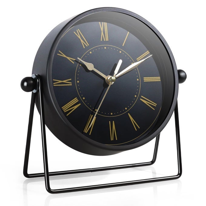 VINTAGE BLACK METAL DESK CLOCKBATTERY OPERATED MANTEL CLOCKS DECORATIVE TABLE CLOCKS WITH ADJUSTABLE ANGLE FOR FIREPLACE FARMHOUSE SHELF LIVING ROOM DCOR BLACKGOLD