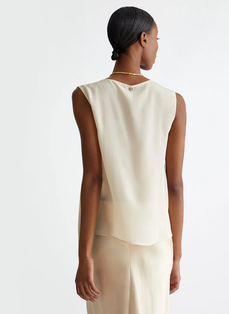 ليو جو Pure silk top