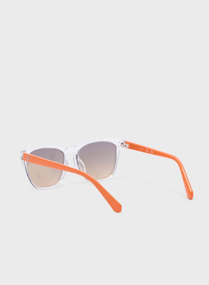 GUESS Wayfarer Sunglasses - Image 3