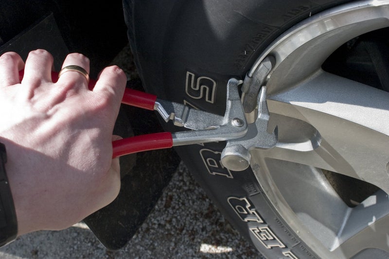 Lisle 68130 Wheel Weight Tool - Image 3