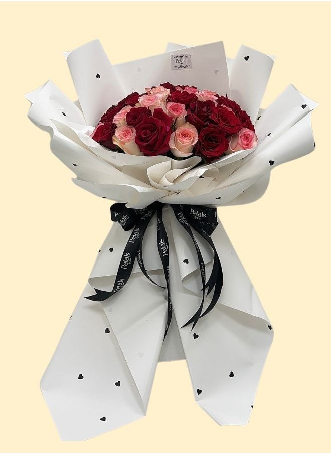 Petals by Aemi - Fresh Flower Bouquet White Crystal Love - Image 1