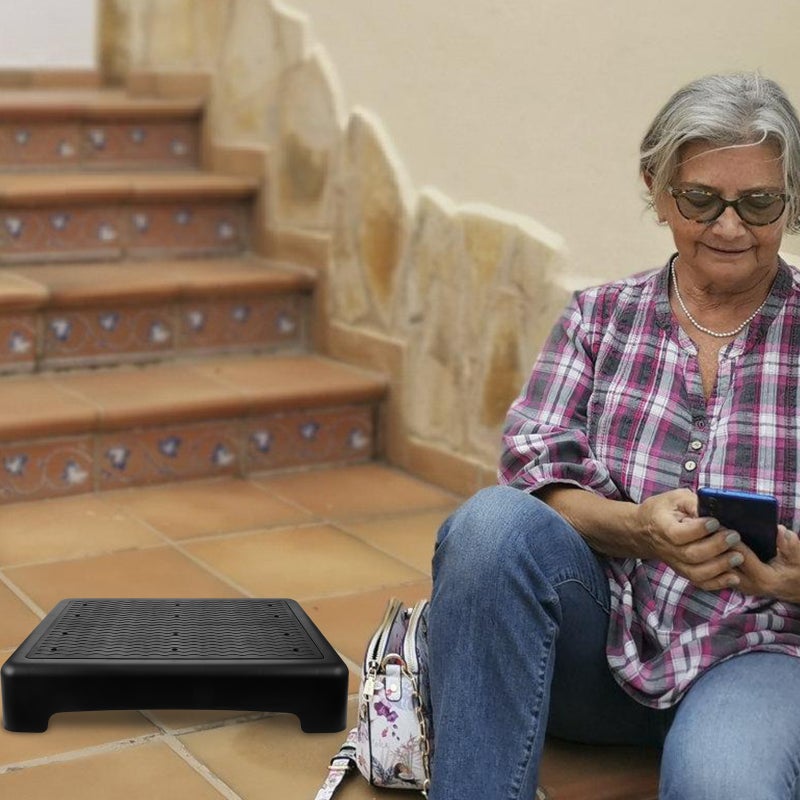 🌱 سلم قصير مدمج بسطح مانع للانزلاق للاستخدام المنزلي والخارجي - Image 2