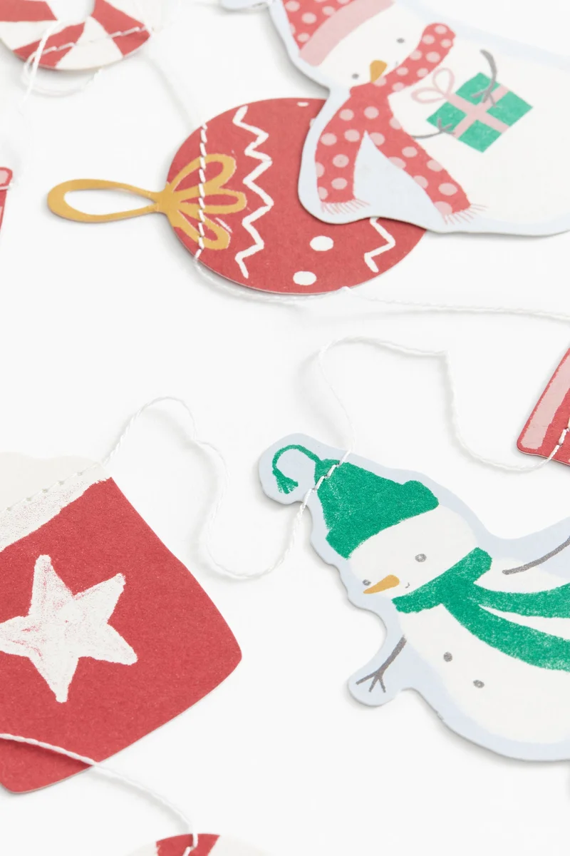 H&M Christmas garland