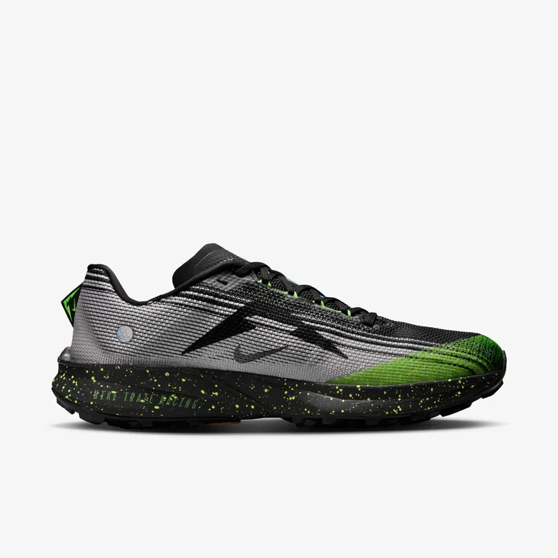 Nike Grey Men's Kiger 10 Trail Running Shoes for Men | Best Price UAE