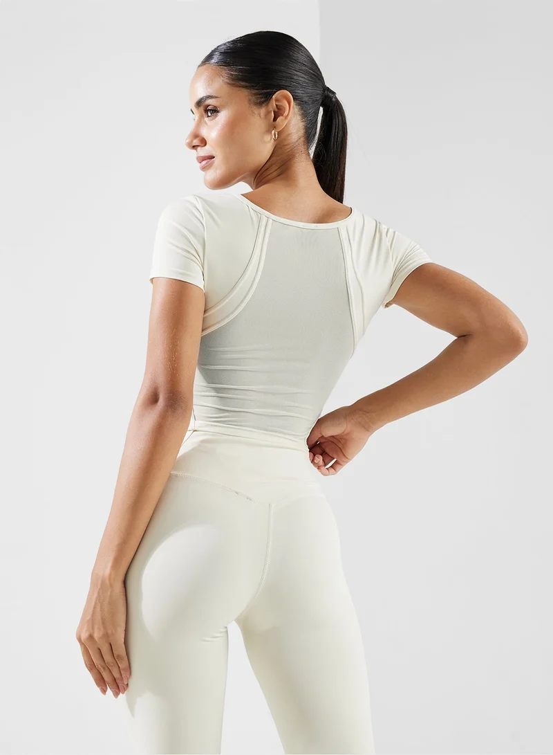 فورورد تيشيرت تدريب بياقة سكوب ضيق