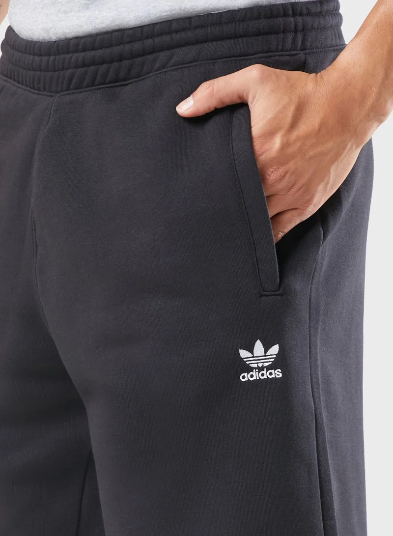 adidas Originals Essential Shorts