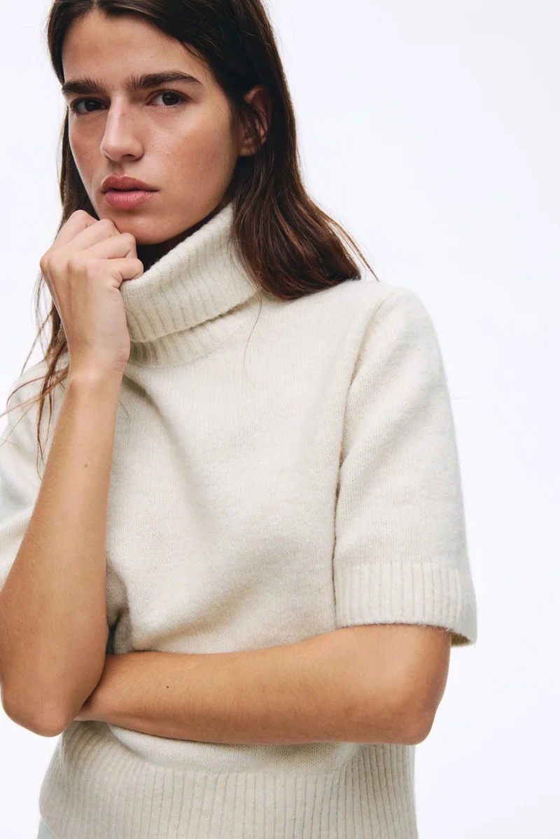 H&M Knitted polo-neck top