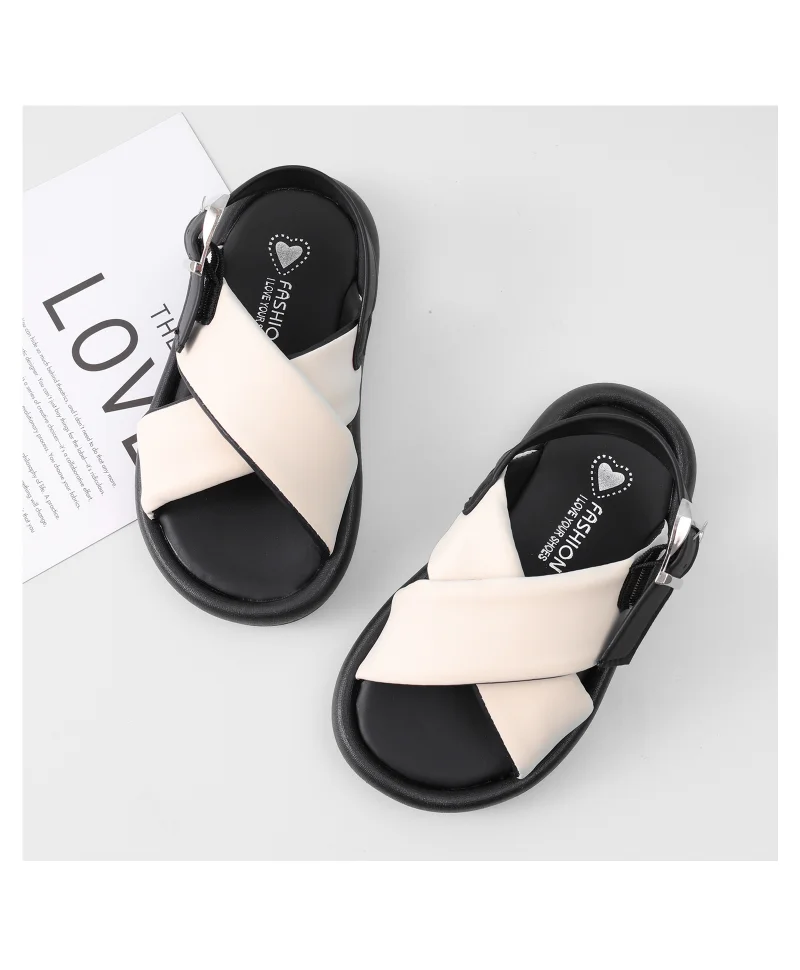 مارك وميا صنادل مارك وميا بإبزيم وردي