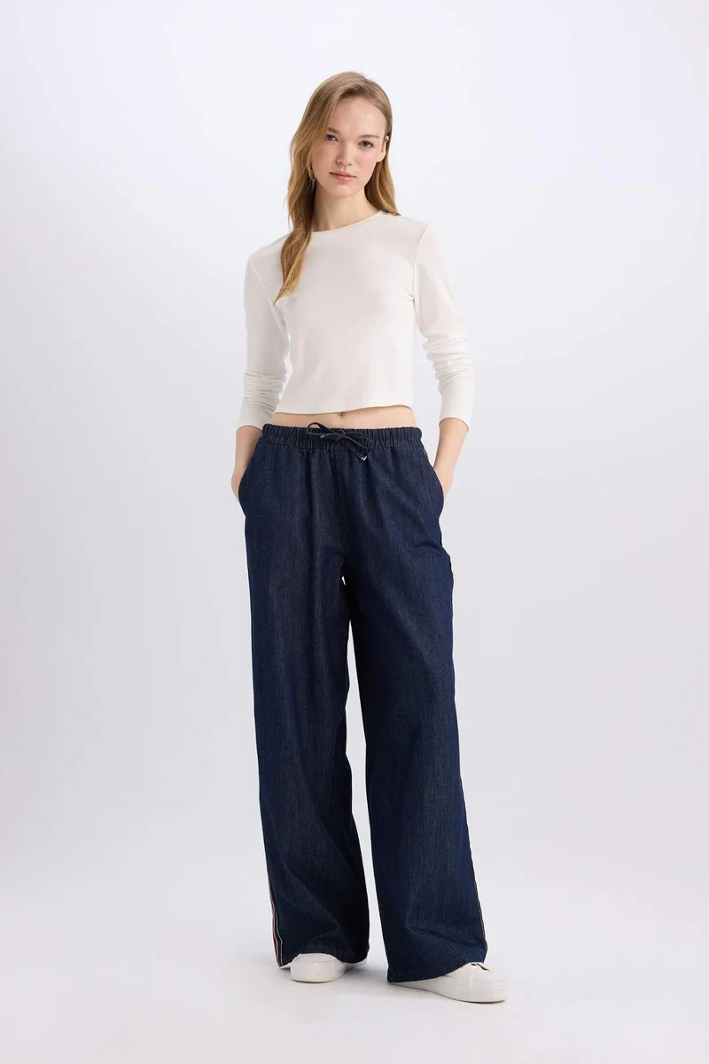 ديفاكتو Wide Leg High Waist Long Jeans