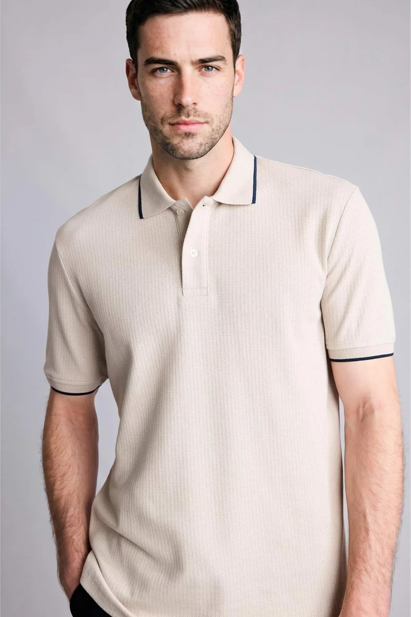 ديفاكتو Regular Fit Crew Neck Short Sleeve Polo T-Shirt