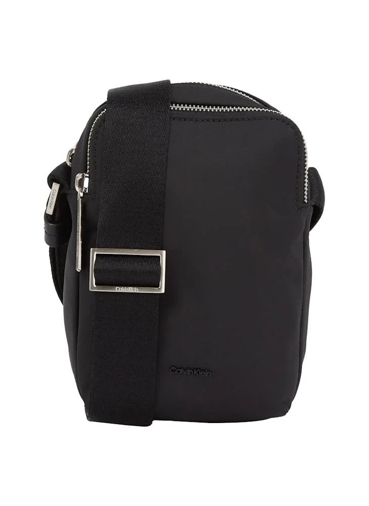 CALVIN KLEIN BUSINESS REPORTER BAG