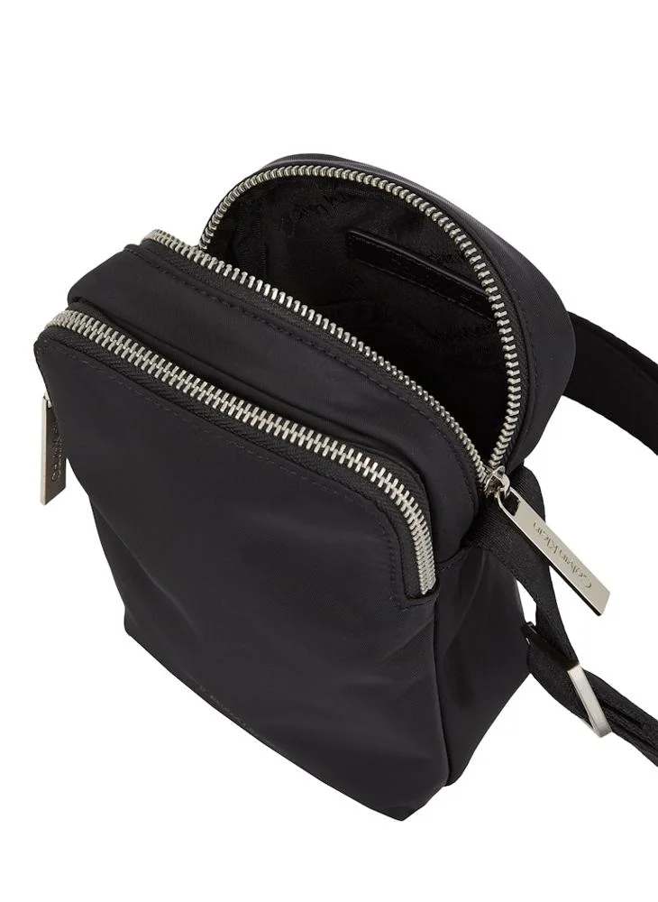 CALVIN KLEIN BUSINESS REPORTER BAG