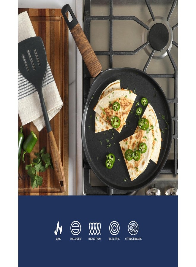 أوستر مقلاة أوستر بلاتينيوم أوكسبرج مقاس 11 بوصة، مصنوعة من الألومنيوم المطروق، خالية من مادة PFA، سطح داخلي من السيراميك الممتاز غير اللاصق، مثالية لطهي البيض وتحضير العجة - لون أسود بمقابض خشبية. - Image 4