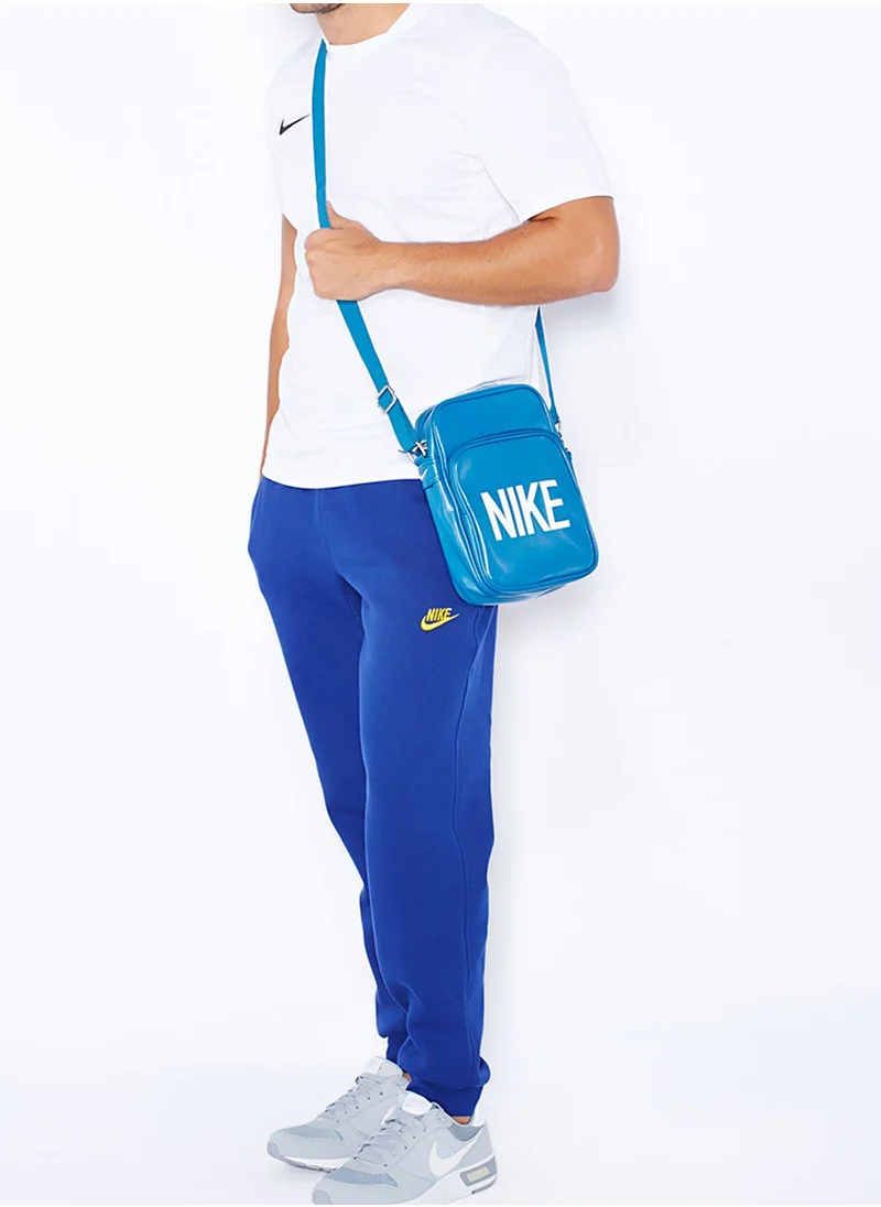 Nike Small Heritage Messenger