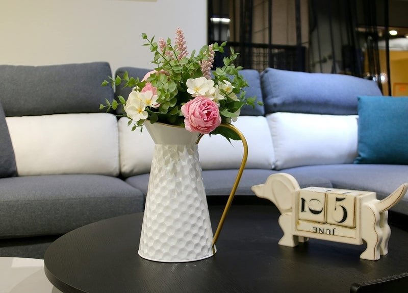 Venalys Elegant White Metal Decorative Flower Vase Farmhouse Galvanized Pitcher Rustic Milk Jug For Home Decor - Image 5