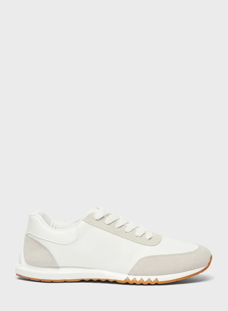 shoexpress Casual Low Top Sneakers