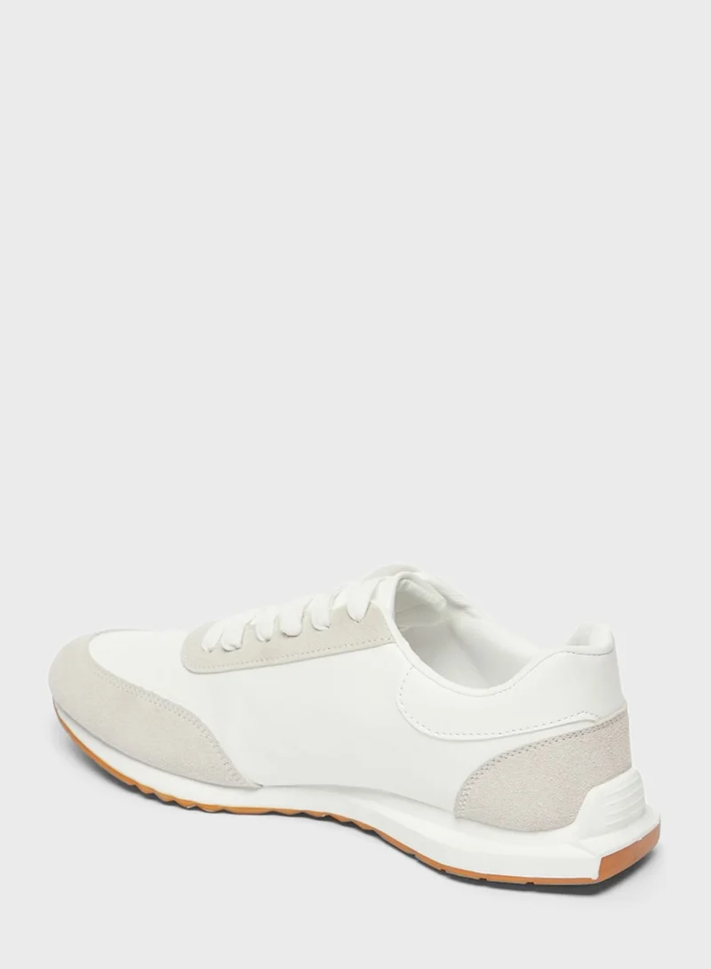 shoexpress Casual Low Top Sneakers