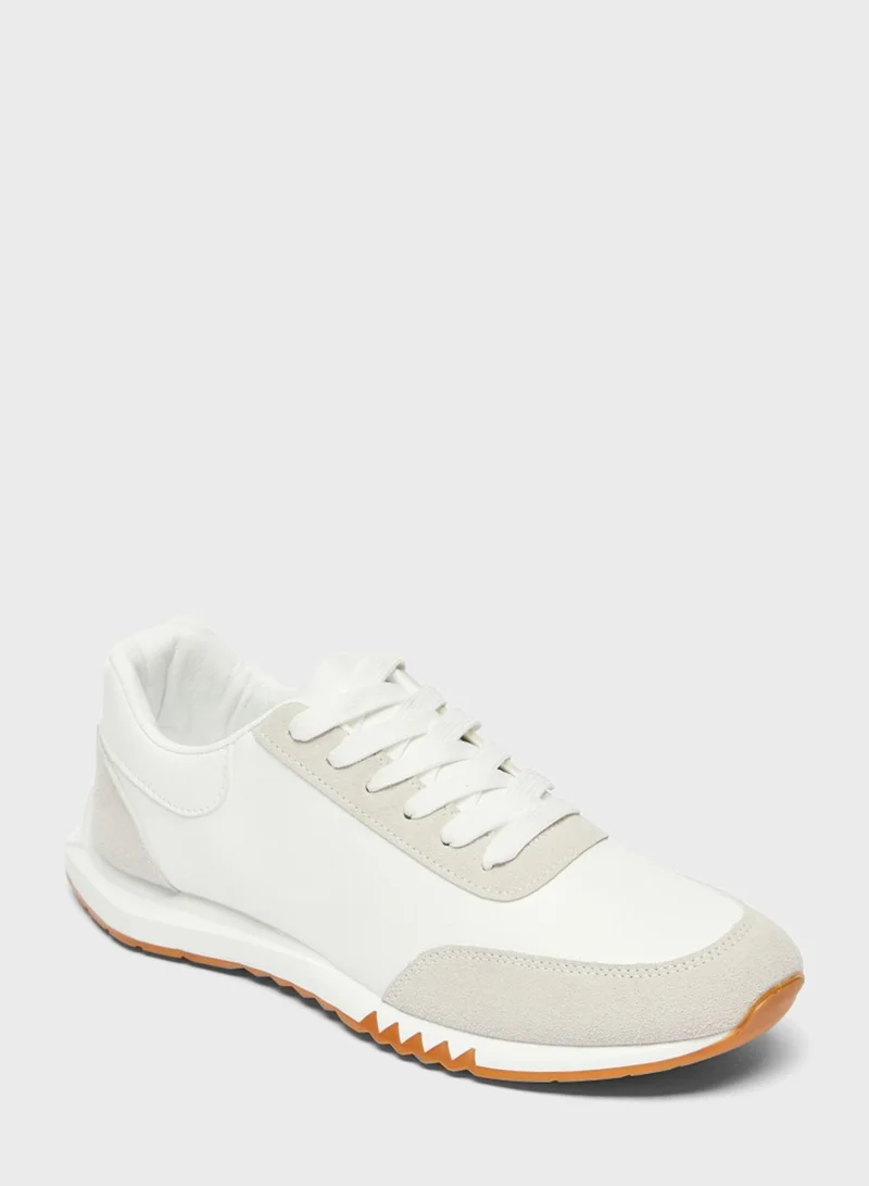 shoexpress Casual Low Top Sneakers
