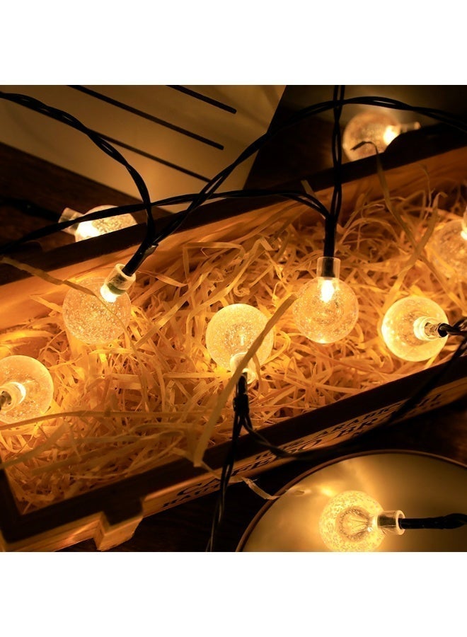 فيلارو سلسلة مصابيح VELARO بطول 10 أمتار و100 مصباح LED على شكل كرات كريستالية، مزودة بجهاز تحكم عن بعد وتعمل عبر USB، تتميز بـ 8 أوضاع للإضاءة، ومقاومة للماء؛ مثالية لتزيين غرف النوم والحدائق والباحات وحفلات الزفاف والحفلات والشرفات والساحات الخارجية، بلون أبيض دافئ. - Image 4